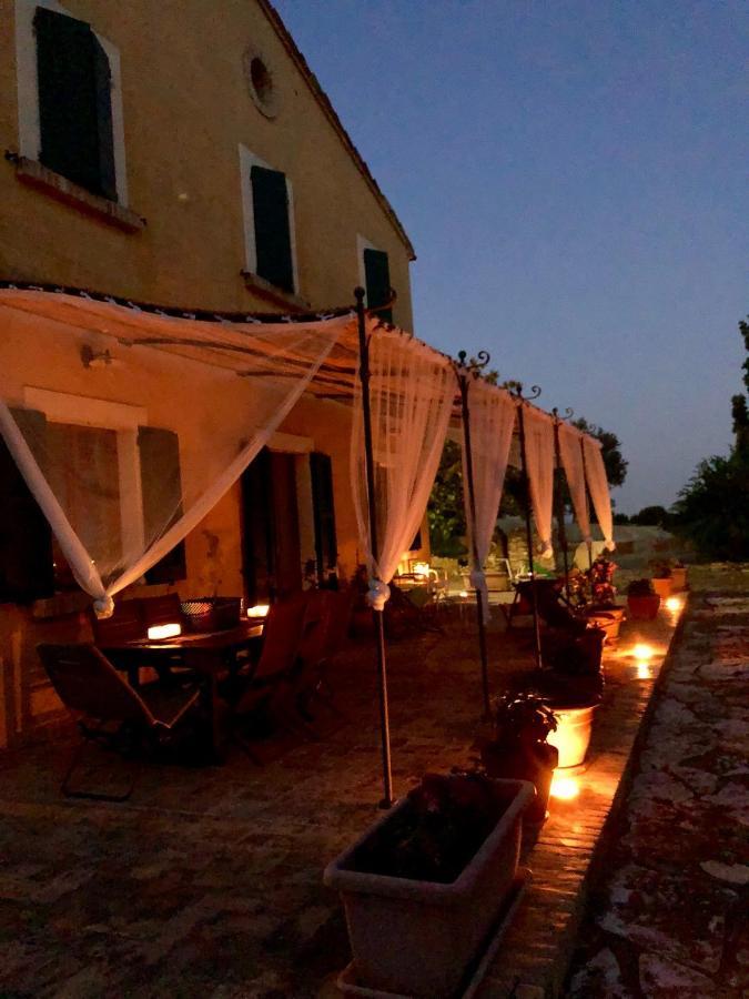 B&B Santa Caterina 아쿠아비바 피세나 외부 사진